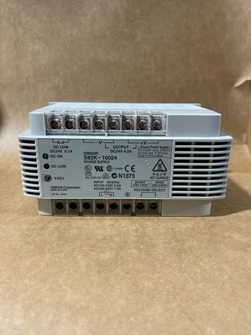 Bộ nguồn công nghiệp OMRON S82K-10024 24V 4.2A gắn DIN