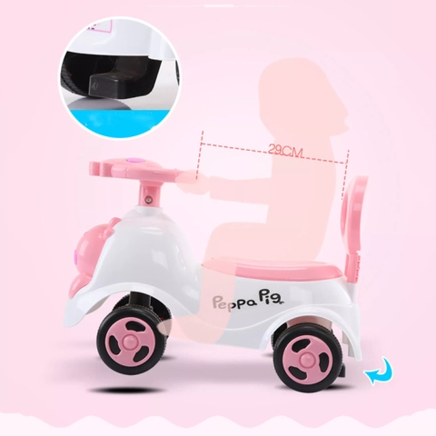 Xe chòi chân phát nhạc Heo Peppa