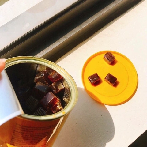 Kẹo ngậm thảo mộc giảm đau, rát họng Ricola Đức