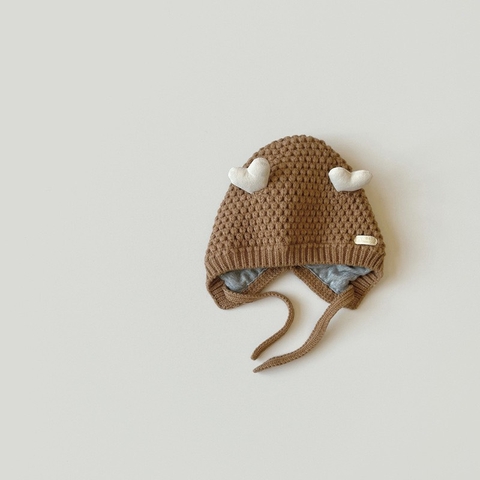 Mũ len tai trái tim