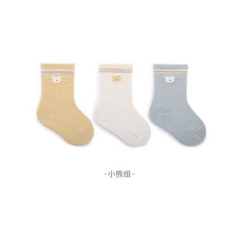 Set 3 đôi tất nỉ chống trượt Lovely