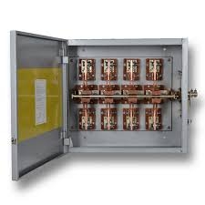 Cầu dao hộp 3 pha 4 cực đảo chiều
