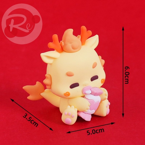 Rồng vàng cầm kẹo - Hồng
