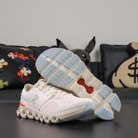 On Running Cloud X 4 Ivory Salmon