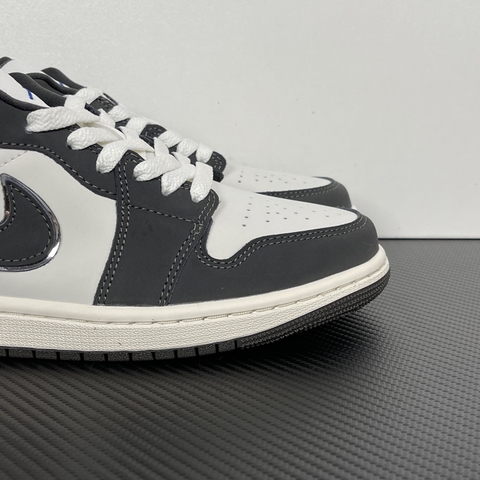 Air Jordan 1 Low SE ‘Sail Deep’