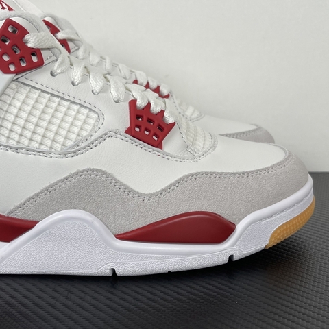 98% Jordan 4 Retro SB Varsity Red [ Xả Kho ]