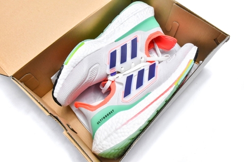 Ultraboost 22 Crystal White Legacy