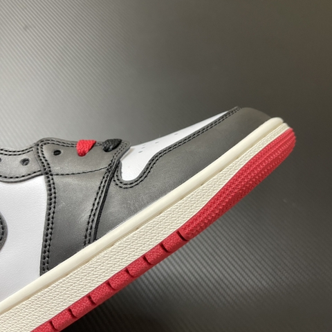 Air Jordan 1 Retro High OG ‘Black Toe Reimagined’[ Xưởng PK ]