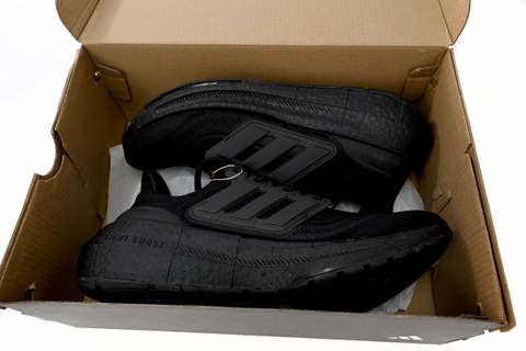 Ultraboost Light 'Triple Black'