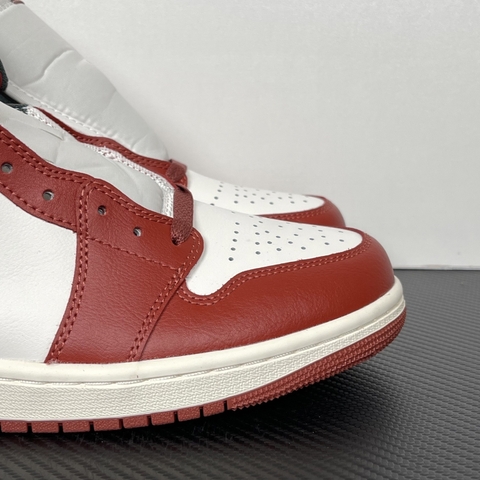 Air Jordan 1 Mid Picks Up 'Redstone' [ Xưởng T ]