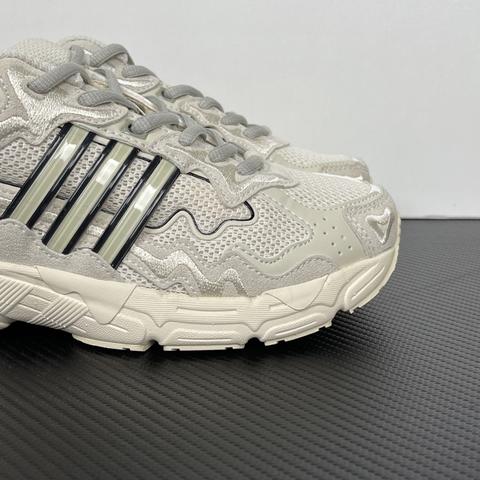 adidas Response CL Bad Bunny Wonder White