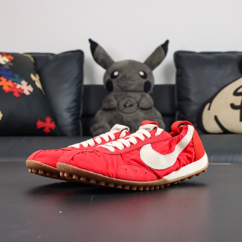 Moon Shoe SP ‘Jacquemus University Red’