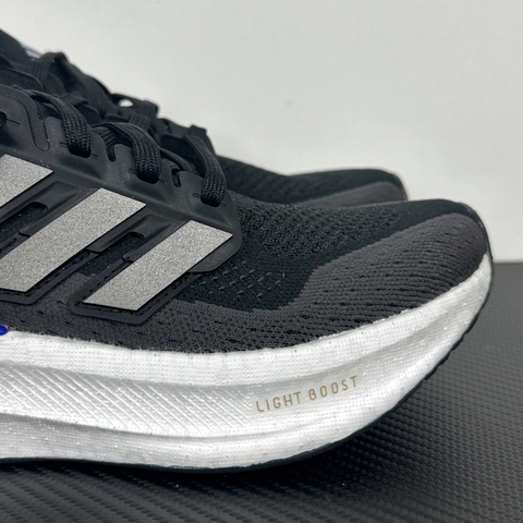 Ultra Boost 5 Core Black Night Metallic Night Flash