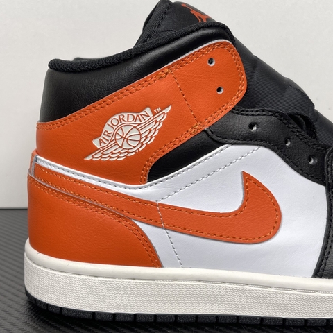 Air Jordan 1 Mid ‘Black Toe Starfish’ [ Xưởng T ]