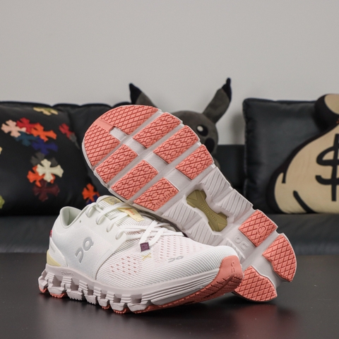 On Running Cloud X 4 Ivory Sand