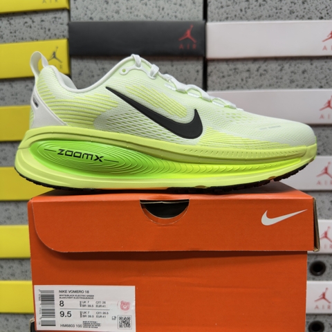 Nike Vomero 18 Electric Green