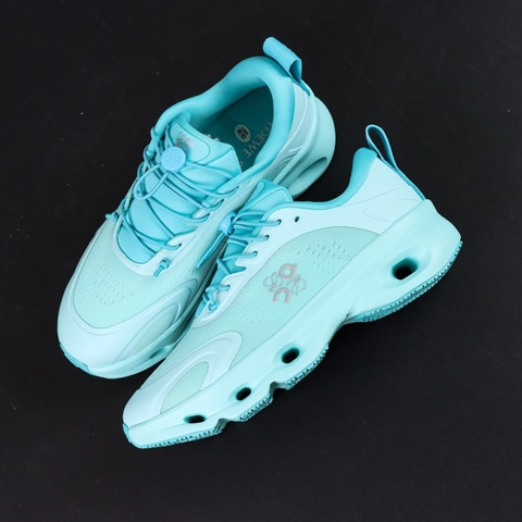 On Running Cloudsolo x LOE.WE Turquoise