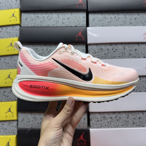 Nike Vomero 18 Sail Bright Crimson Laser Orange