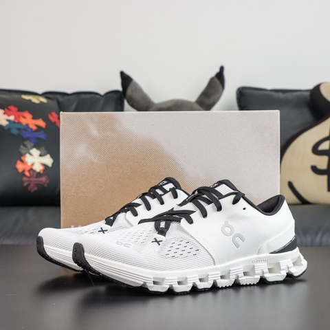On Running Cloud X 4 Ivory Black