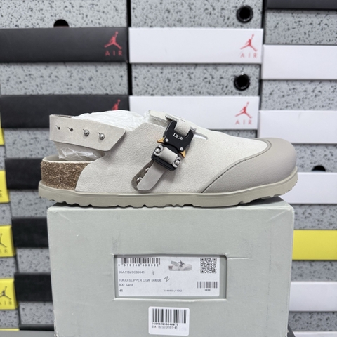 Birkenstock  [ Mã màu 28 ]