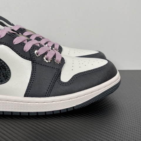 Air Jordan 1 Low SE ‘Iced Carmine’
