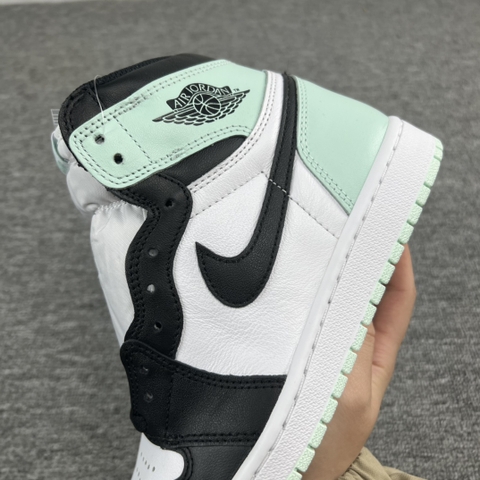 Air Jordan 1 Retro High OG 'Not For Resale' [ Xưởng 3 ]