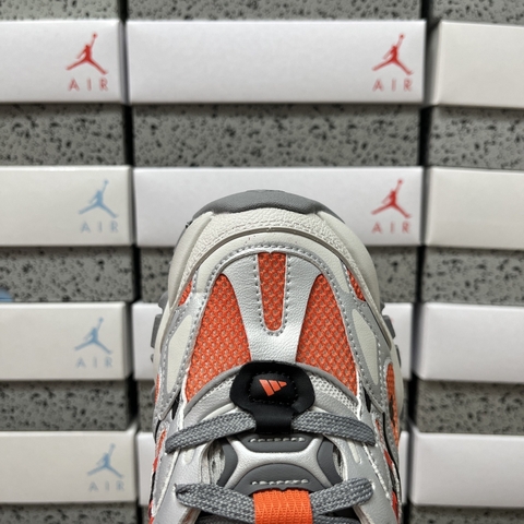 XLG Runner Deluxe 'Silver Orange Black'