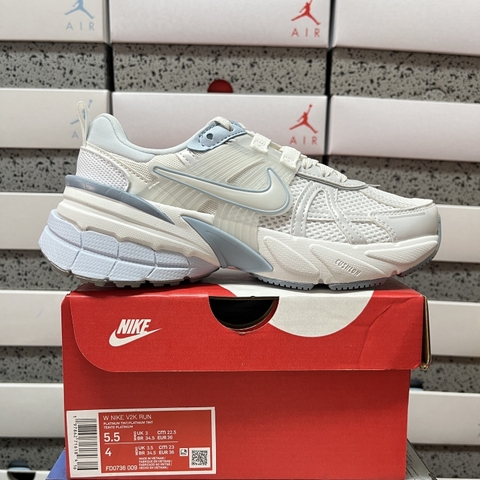 V2K Run Platinum Tint Summit White Light Smoke Grey