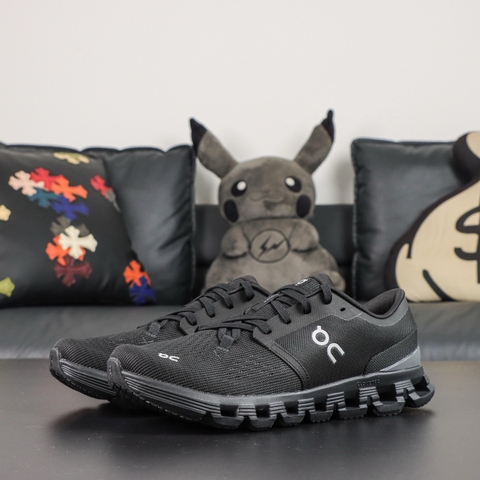 On Running Cloud X 4 Black Eclipse