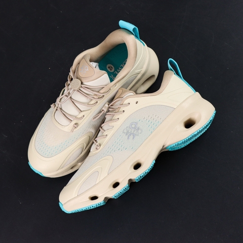 On Running Cloudsolo x LOE.WE Cream