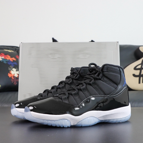 Air Jordan 11 Retro Space Jam (2026)