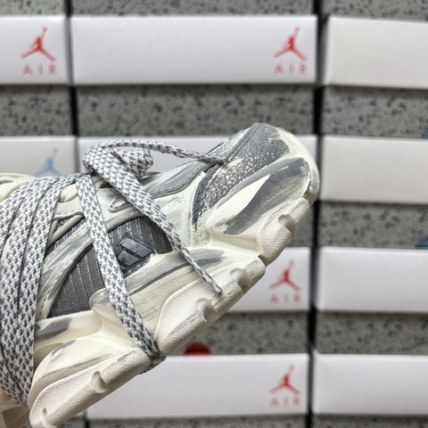 Adidas Vento XLG Deluxe 'Sail Grey'