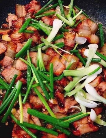 Thịt Lợn Ba Chỉ Hun Khói (Gác Bếp)