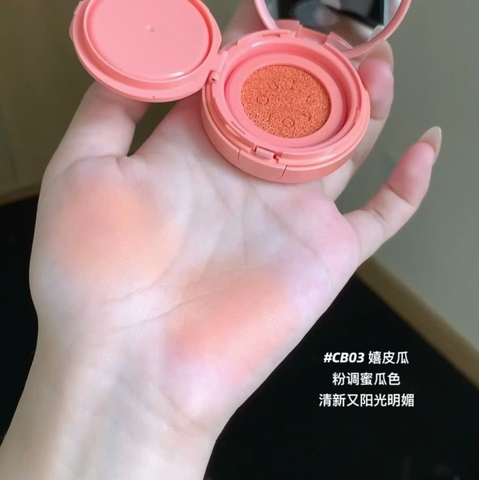 Má hồng kem Into You Air Cushion Blush