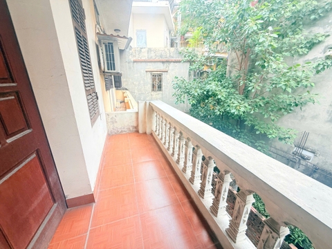 NHÀ 3 TẦNG DÂN XÂY VỮNG CHÃI - NGÕ 285 ĐỘI CẤN BA ĐÌNH - 52M² - 8 TỶ