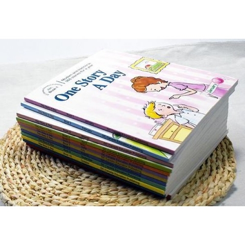 One story a day Delightful, Educational (Sách nhập) – Level 3 – 12 quyển + File MP3