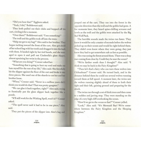 The Land of Stories Series Collection Deluxe Boxset (Sách nhập) – 6 cuốn + File Mp3