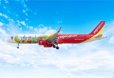Rộn Ràng Giáng Sinh, Rinh Quà Cực Xịn Cùng Vietjet Air!