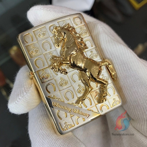 Zippo đính eblem hình ngựa mạ vàng gold plate