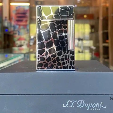 Bật Lửa S.T.Dupont Croco Pattern ( Viền Bạc )