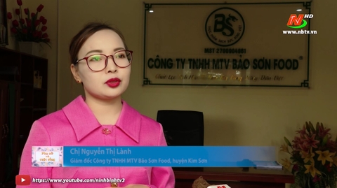 Phụ nữ tham gia phát triển sản phẩm OCOP gắn với phát huy giá trị văn hoá địa phương