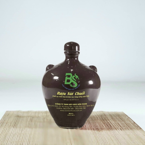 Rượu nút chuối