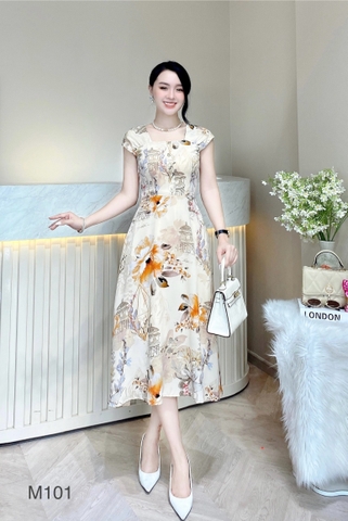 Đầm cổ vuông tay chờm, nền kem hoa vàng