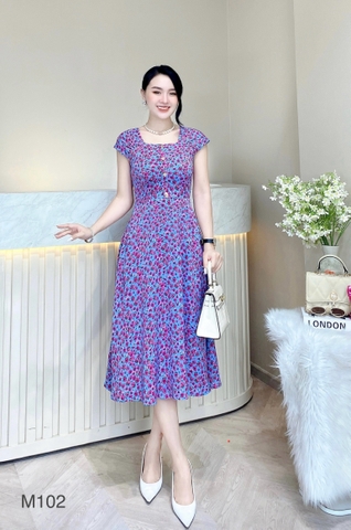 Đầm cổ vuông tay chờm xanh hoa hồng