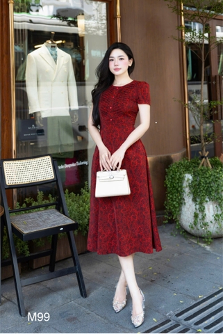 Đầm mango đỏ hoa chìm xếp li M99