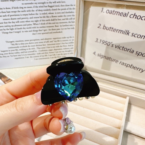 Kẹp Càng Cua HimHip Composite Phối Phale Trái Tim Sang Trọng 8 Răng 3x3.5cm