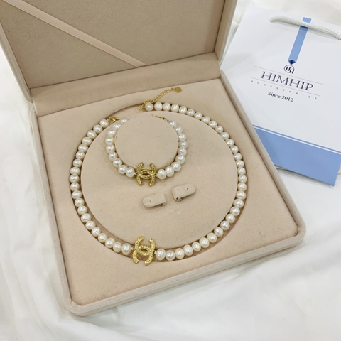 [Thiết kế] Set Trang Sức HimHip Ngọc Trai Thật Vòng Cổ 41cm, Vòng Tay 18+5cm Mặt Chữ Chanel Quý Phái Kèm Túi Hộp