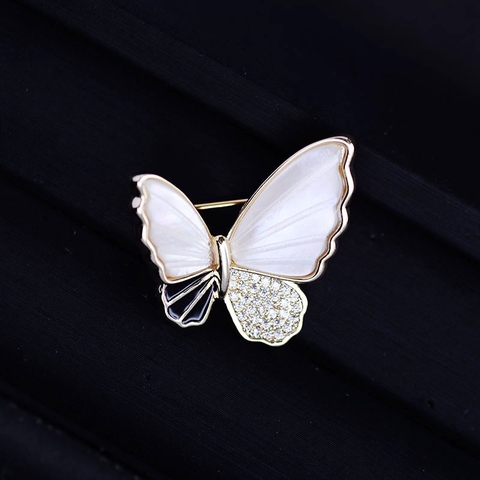 Trâm, Ghim Cài Áo HimHip Bướm Khảm Trai Đen Trắng Sang Trọng HKCC Đính Phale 2,3cm