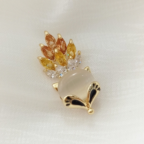 Trâm, Ghim Cài Áo HimHip Hồ Ly Đuôi Hồng Sang Trọng HKCC Đính Phale 1*2,5cm