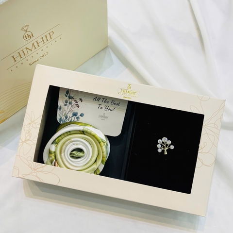 Set Quà HimHip Khăn Lụa Cao Cấp 53*53cm & Cài Áo Kèm Túi Hộp Thiệp - 1137